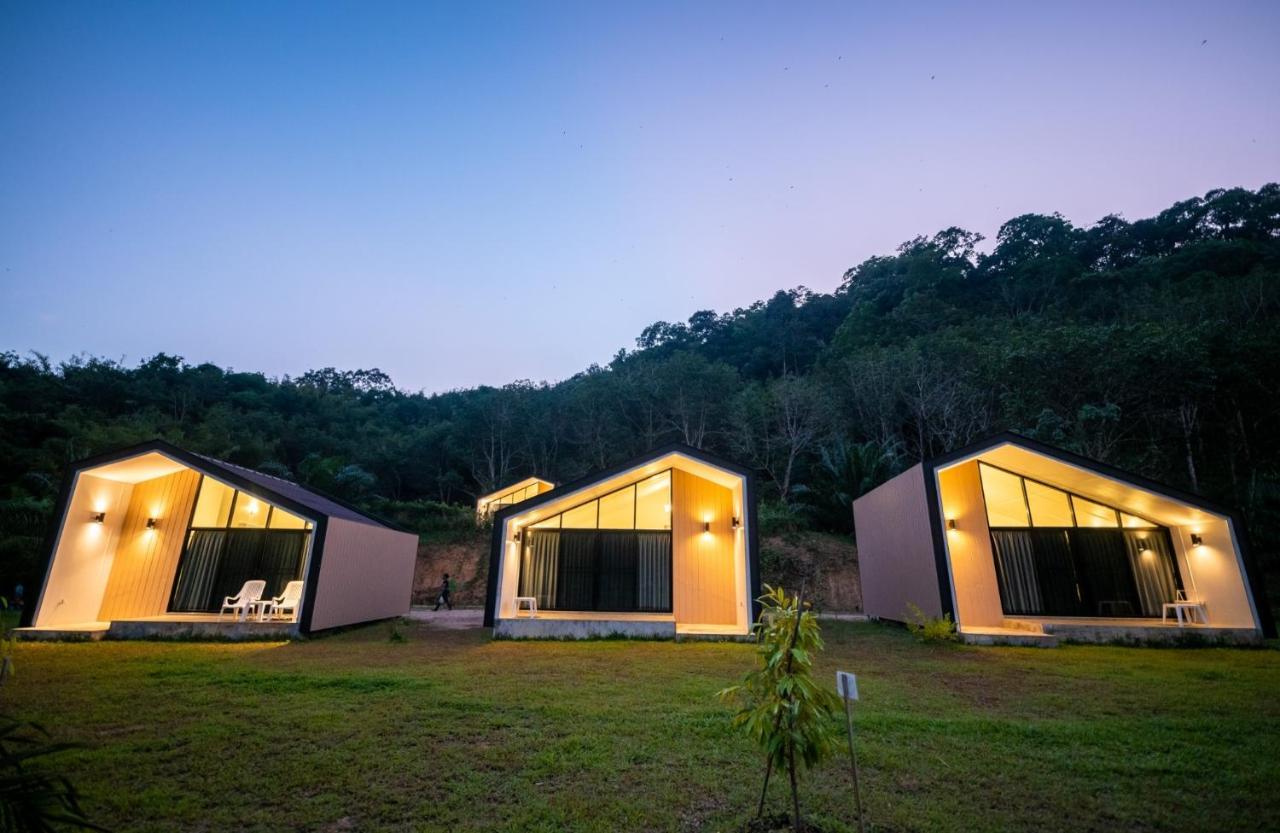 Hotel สวนลุงวรranongglamping Banghin Exterior foto