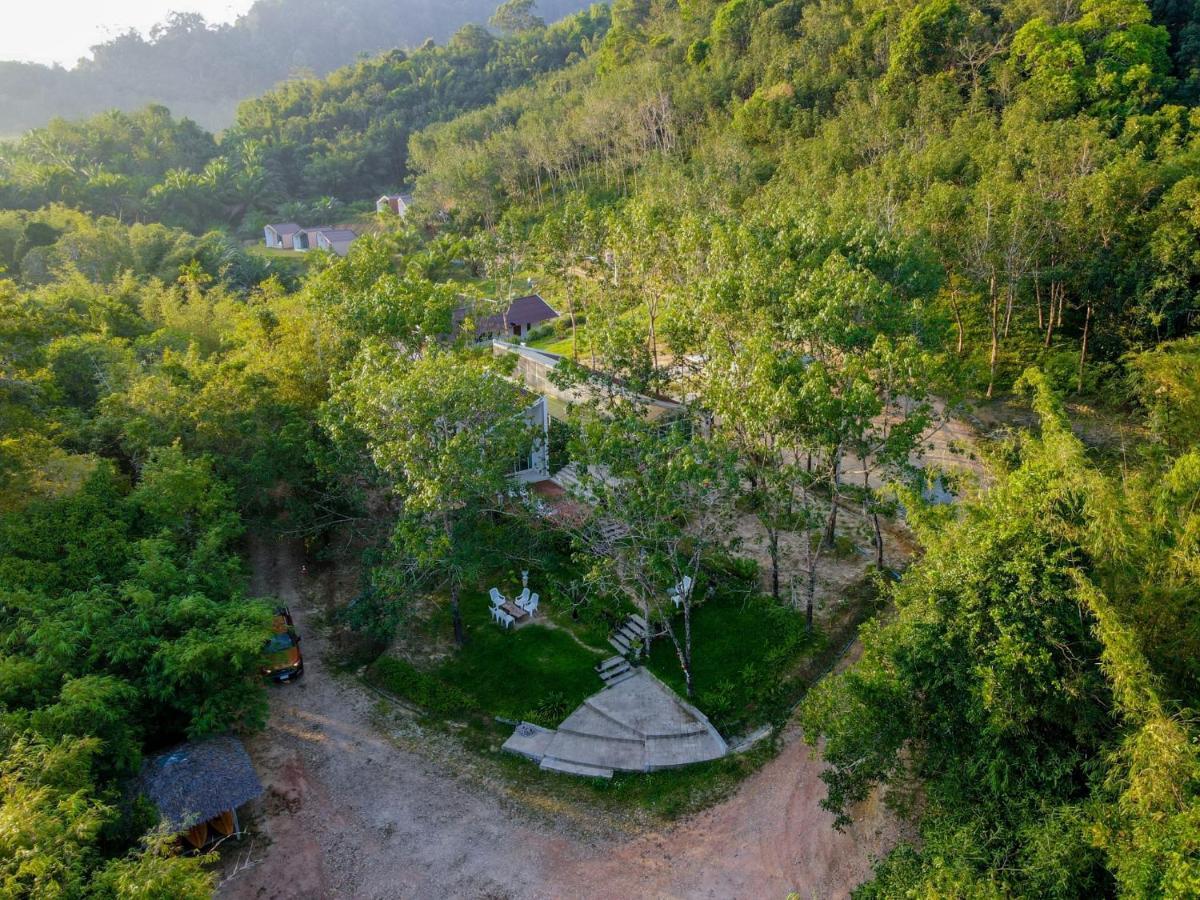 Hotel สวนลุงวรranongglamping Banghin Exterior foto